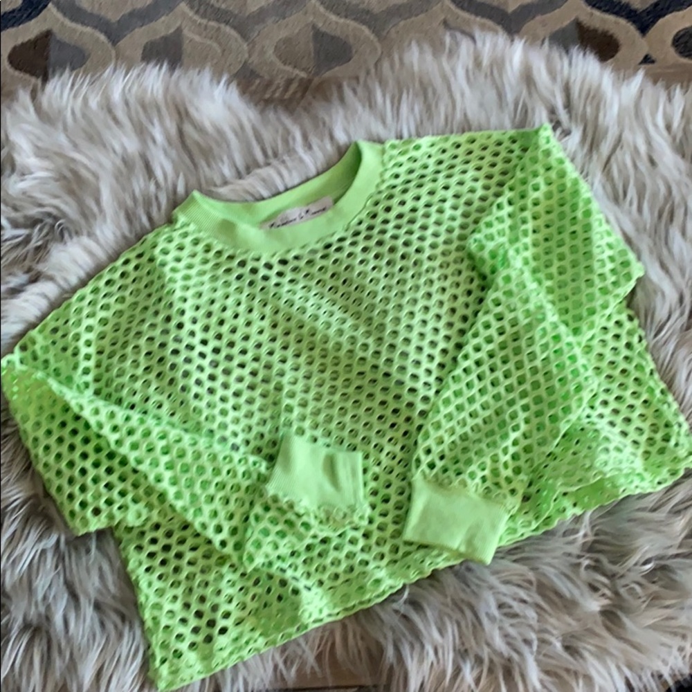 🆕 Long Sleeve Lime Crop Top